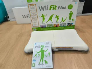 Nintendo Wii + Wii Fit Plus + giochi + accessori