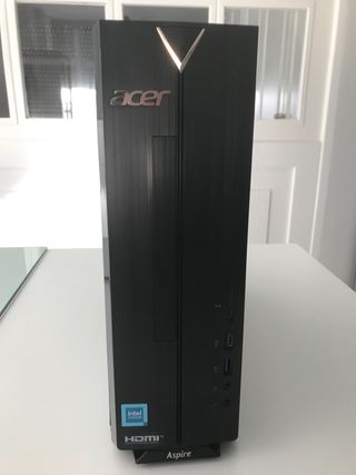 Ordenador y pantalla 27”