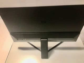 Ordenador y pantalla 27”