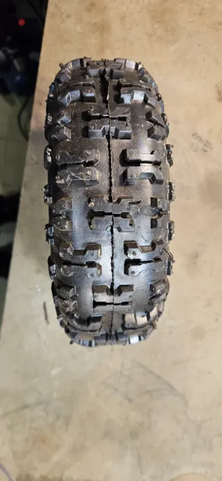 Rueda Mini Quad Nueva