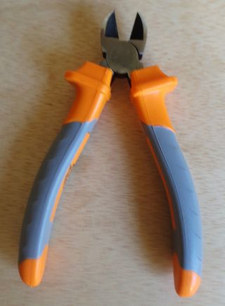 ALICATES CORTE DIAGONAL 160 mm