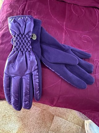 Guantes Lola Casademunt Morados Mujer