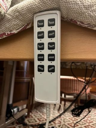 Cama articulada como nueva