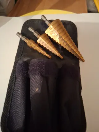 3 Brocas Escalonadas Cónicas