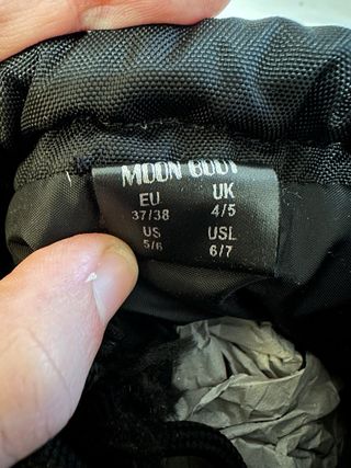 Moon Boot Light Low Negras Nuevas