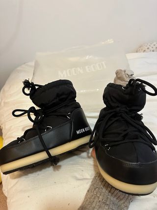 Moon Boot Light Low Negras Nuevas