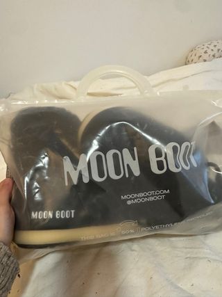 Moon Boot Light Low Negras Nuevas
