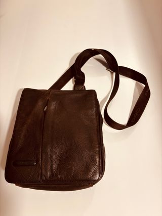 Bolso vintage Piquadro de piel marron