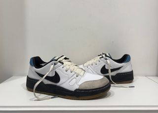 Nike Sneakers Uomo Bianche e Nere