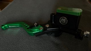 Maneta freno verde con depósito