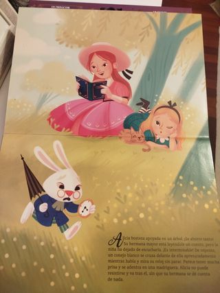 Alicia en el País de ... Libro proyector