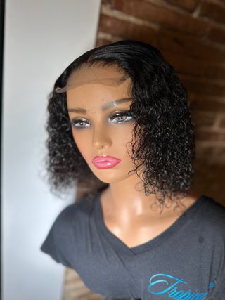 Peluca pelo corto rizado humano