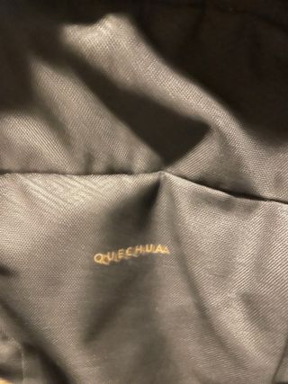 Mochila Quechua 30L Negra y Marrón