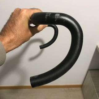 Manillar Fizik Cyrano R3 420mm