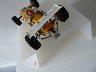 C6 - PANTER F1 SCALEXTRIC AMARILLO