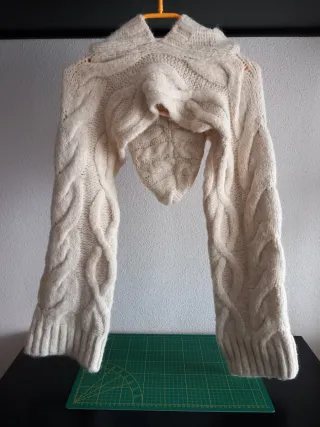 Zara Bolero Knit cropped capucha talla S