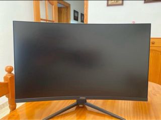 Monitor MSI Curvo Gaming