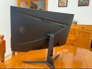 Monitor MSI Curvo Gaming