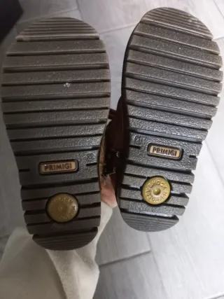 Scarpe bimbo marroni con lacci