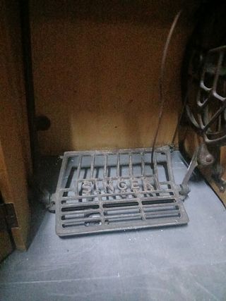 Se vende maquina de coser