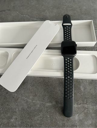 Apple Watch Negro y Blanco