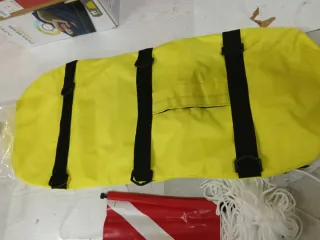 Boya SEAC Master Siluro buceo