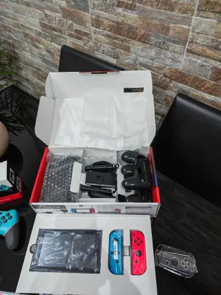 Nintendo Switch + 1 juego
