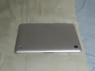 MacBook Pro 13 2015 i5 8GB RAM 512GB