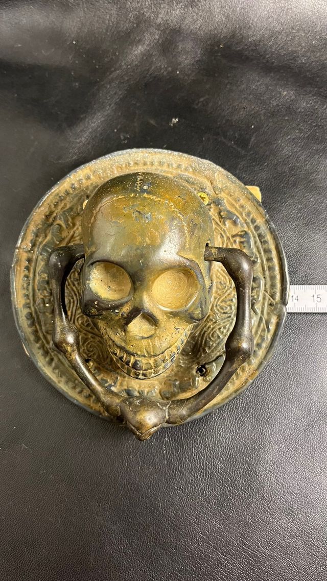 Tirador Puerta Calavera