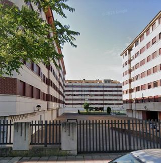 Alquilo trastero nuevo, totalmente seguro.