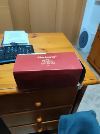 Camión de Navidad Rojo Juguete. Nuevo. En su caja.