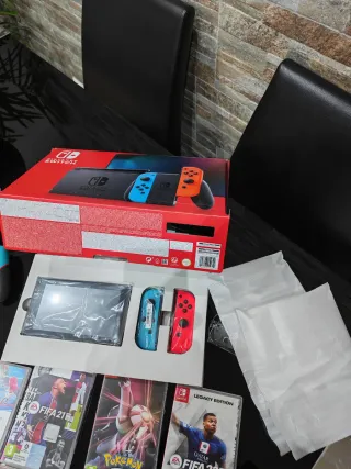 Nintendo Switch + 10 Giochi + Accessori