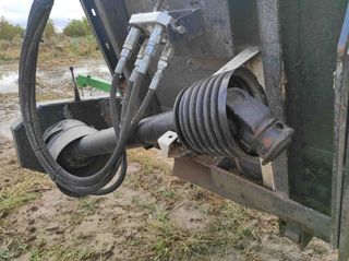 Cabezal Moresil de 6 surcos.