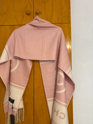 Bufanda Chanel Rosa y Beige