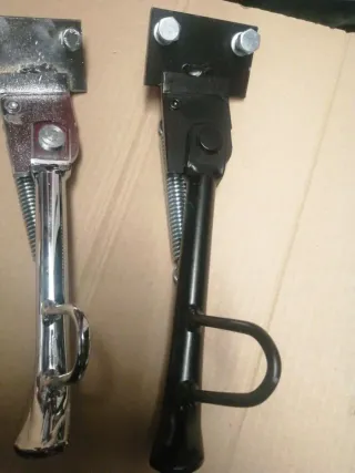 Pata lateral piaggio nrg