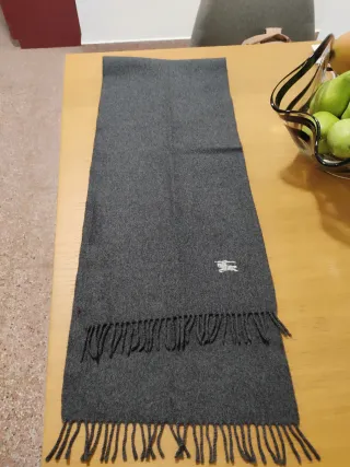 Sciarpa grigia Burberrys da uomo