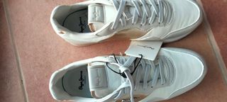Deportivas Pepe Jeans Blancas y Doradas