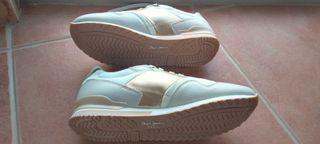 Deportivas Pepe Jeans Blancas y Doradas