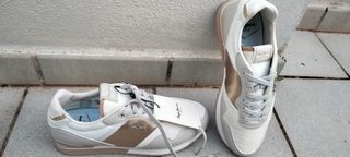 Deportivas Pepe Jeans Blancas y Doradas