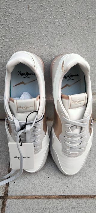 Deportivas Pepe Jeans Blancas y Doradas
