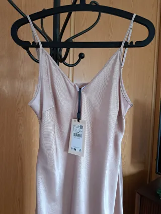 Vestido lencero Mango rosa empolvado