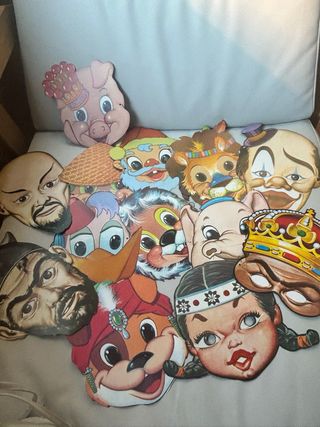 Lote 34 caretas de kiosco