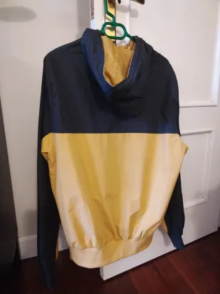 Cazadora fina bicolor.