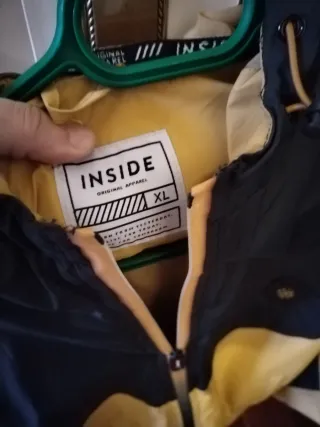 Cazadora fina bicolor.