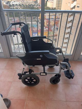 SILLA RUEDAS ARTICULADA