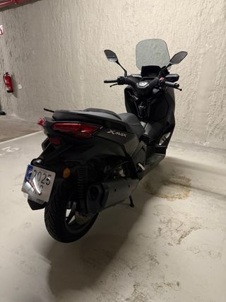 Yamaha Xmax 300 Tech-Max