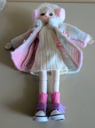 Muñeca BJD pelo blanco ojos verdes