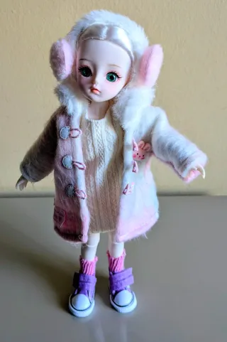 Muñeca BJD pelo blanco ojos verdes