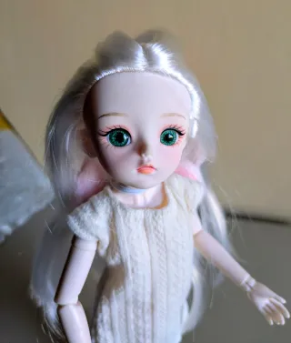 Muñeca BJD pelo blanco ojos verdes