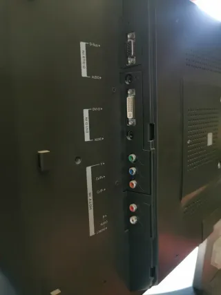 Televisor Vieta TFT Plata y Negro